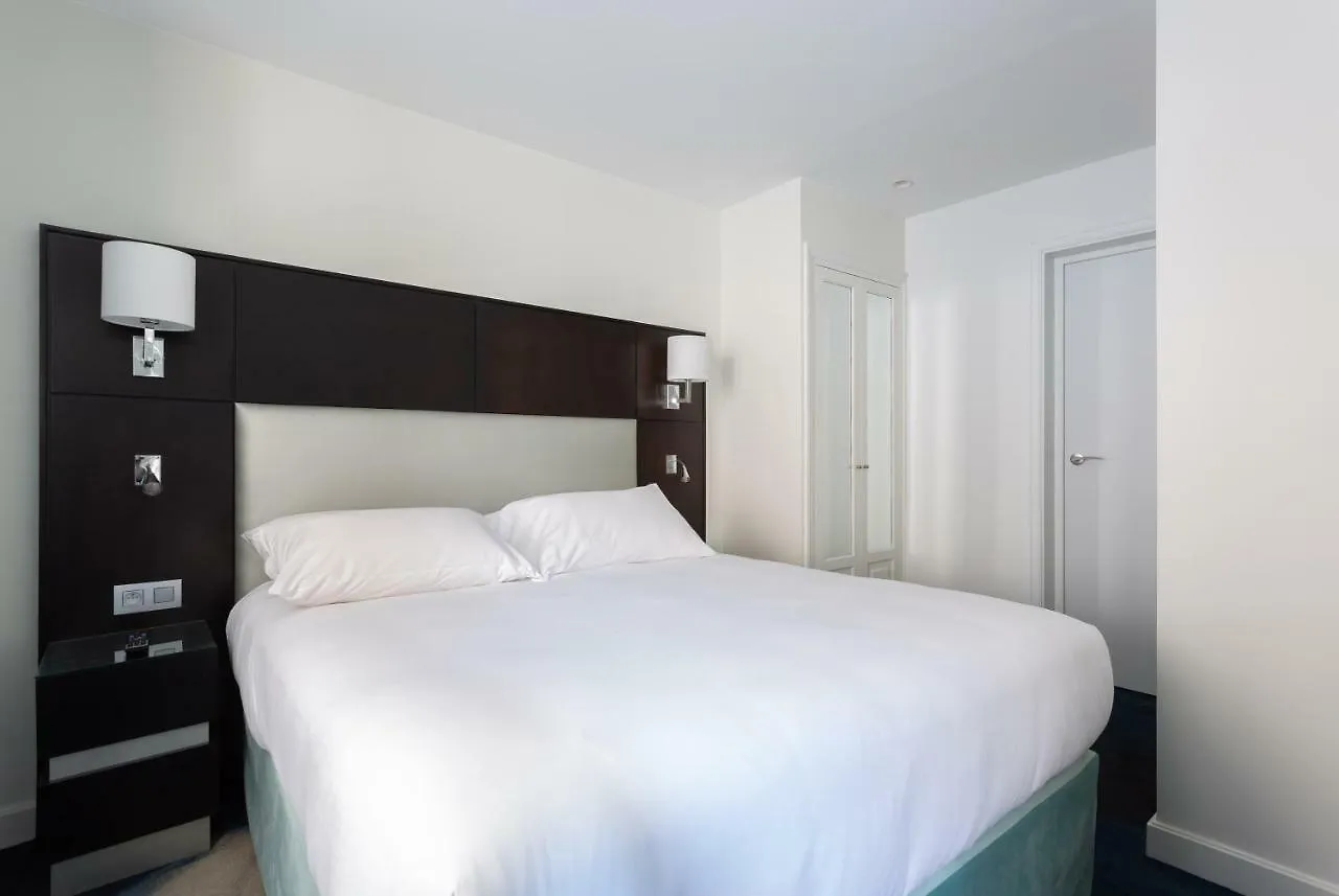 Logis Hotel 15 Montparnasse باريس 4*,  فرنسا