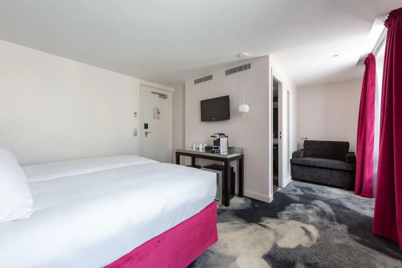 Logis Hotel 15 Montparnasse باريس