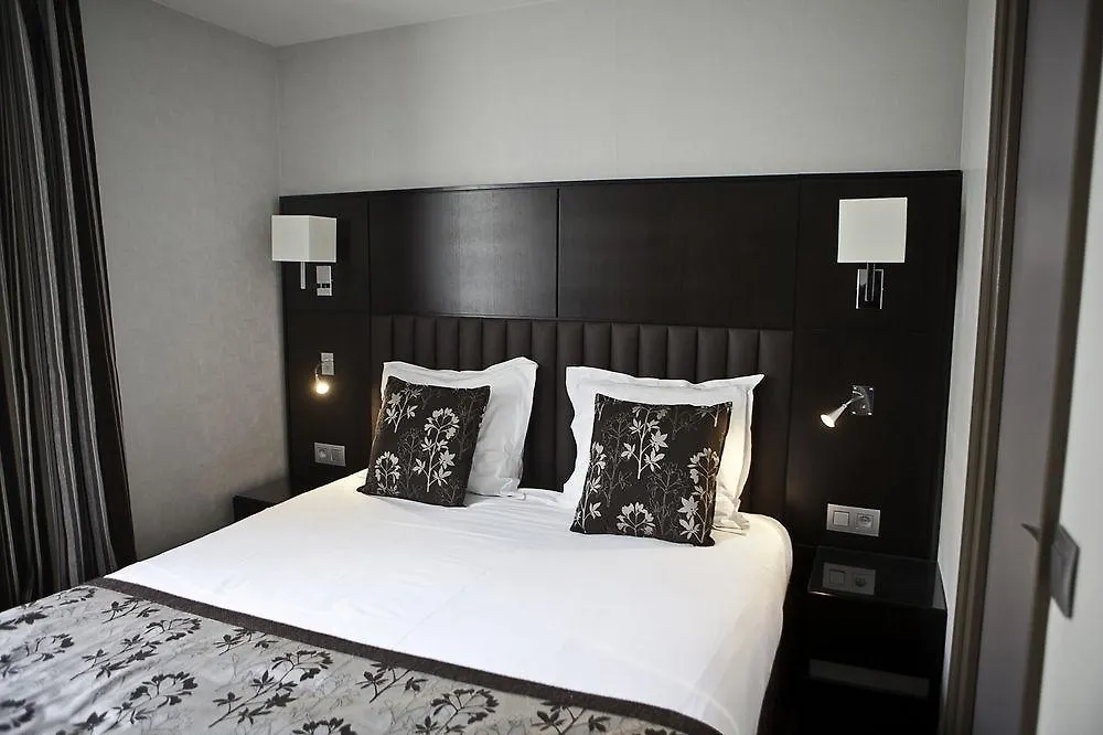 Logis Hotel 15 Montparnasse Париж