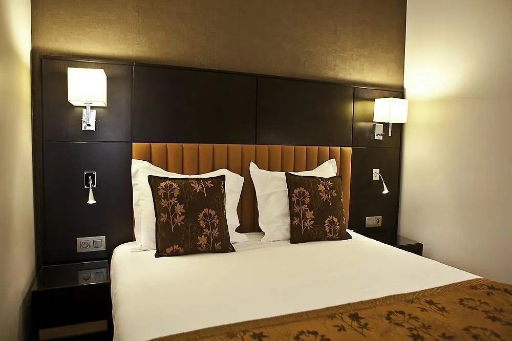 Logis Hotel 15 Montparnasse Париж