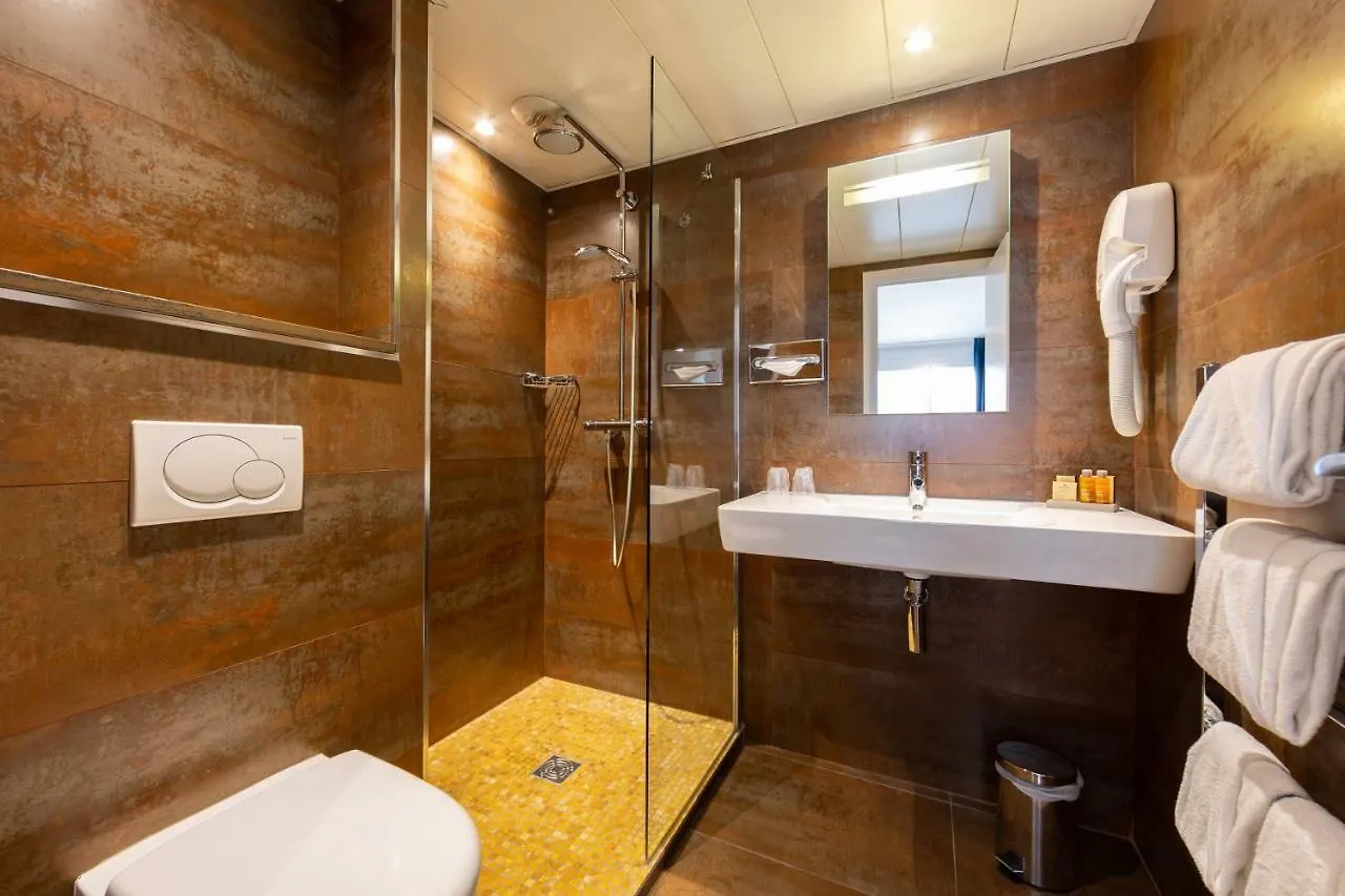 Logis Hotel 15 Montparnasse Париж 4*,